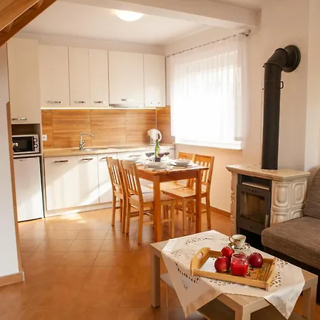 Maria - I Blisko Morza I Centrum 3* Karwia