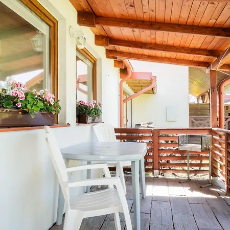 Maria - I Blisko Morza I Centrum 3* Karwia